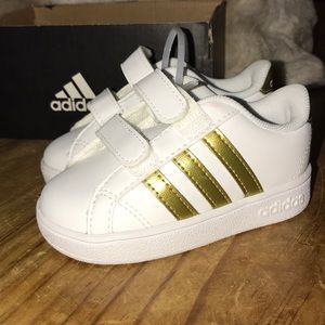 adidas infant size 5